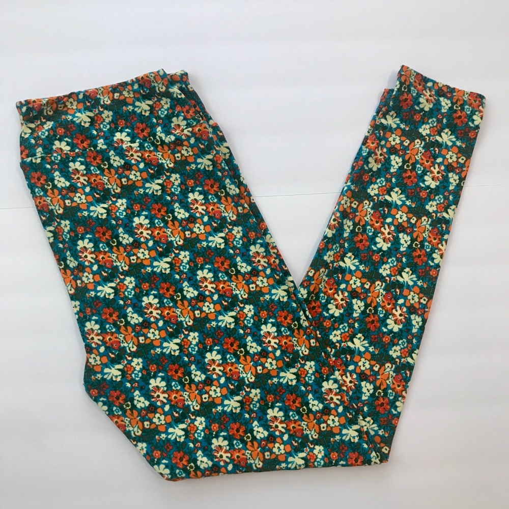 LuLaRoe Tall & Curvy Leggings